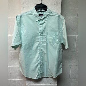 Basic Editions Mint Green Casual Button Down Shirt. Size Large